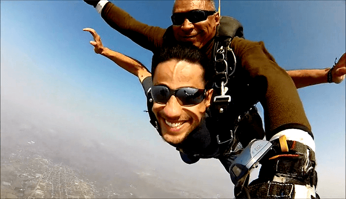 Skydiving Skydiving